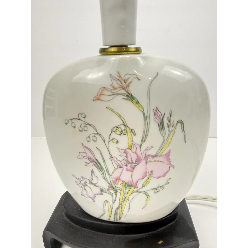 Vintage Murray Feiss Signed Porcelain‎ Table Lamp Iris, Flowers
